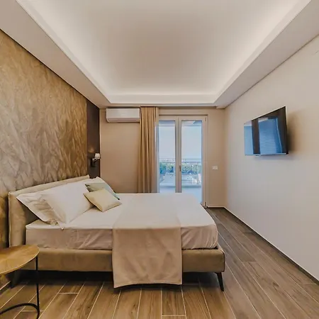 Tabula Rasa Exclusive Vista Mare